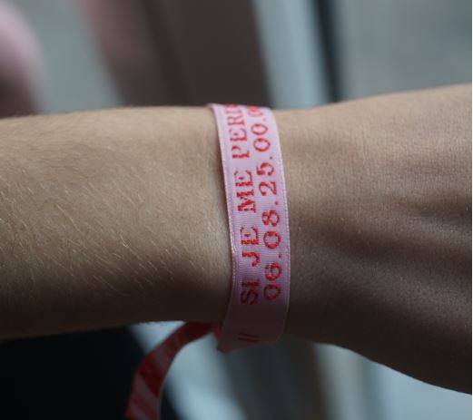 Les vacances approchent : ne perdez plus vos enfants dans la foule Les vacances approchent : ne perdez plus vos enfants dans la foule