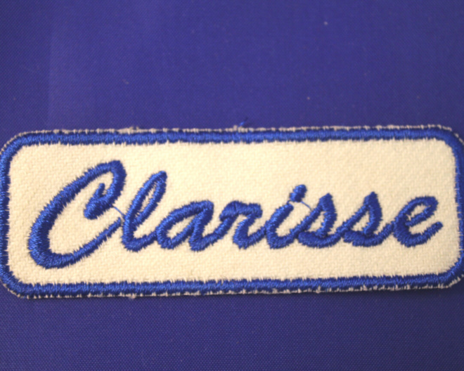 Marquez les vêtements de travail de vos employés avec des badges brodés ! Marquez les vêtements de travail de vos employés avec des badges brodés !