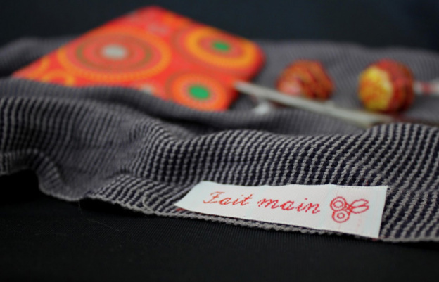 Etiquettes tissées fantaisies : Personnalisez vos cadeaux de Noël ! Etiquettes tissées fantaisies : Personnalisez vos cadeaux de Noël !