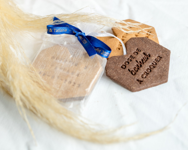 Ruban en satin imprimé : personnalisez vos événements avec élégance Ruban en satin imprimé : personnalisez vos événements avec élégance