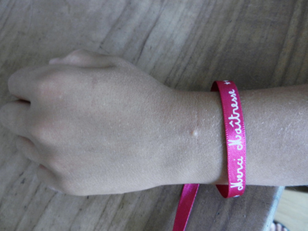 Une utilisation originale de nos bracelets en satin Une utilisation originale de nos bracelets en satin