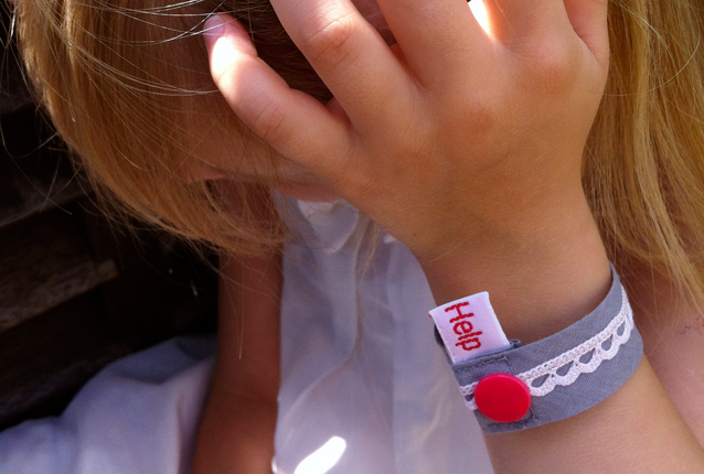 Des Bracelets Pour Ne Pas Perdre Vos Enfants des-bracelets-pour-ne-pas-perdre-vos-enfants